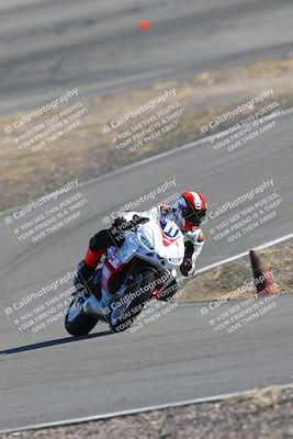 media/Feb-05-2023-Classic Track Day (Sun) [[c35aca4a42]]/Group 1/session 4 turn 4/